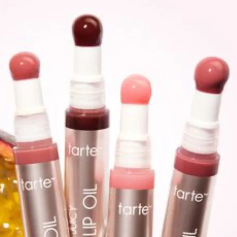 🌙♣️Tarte Cherry Plumping Lip Oil